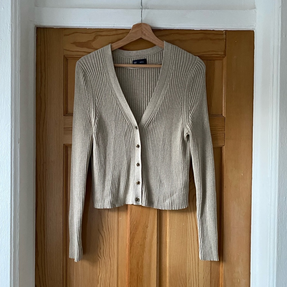 GAP Beige Ribbed Knit Cardigan
